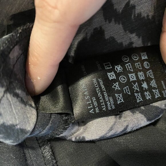 All Saints Women’s Size 8 Irina Remix Jumpsuit Animal Print Romper Long Sleeve - Picture 16 of 16